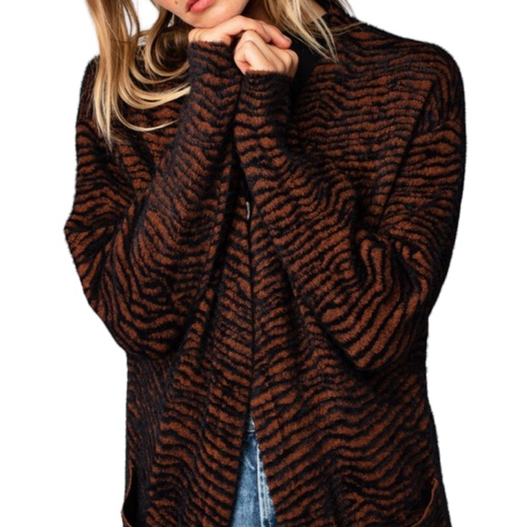 Coco/Zebra Cozy Fuzzy Animal Print Long Sweater Cardigan NWT - (#0008) - Picture 1 of 3